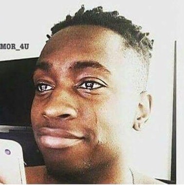 Skullman021's tweet photo. #SAMA23 when you only have one award that depends on votes. #MN and #AE https://t.co/21WbiZ6CRU