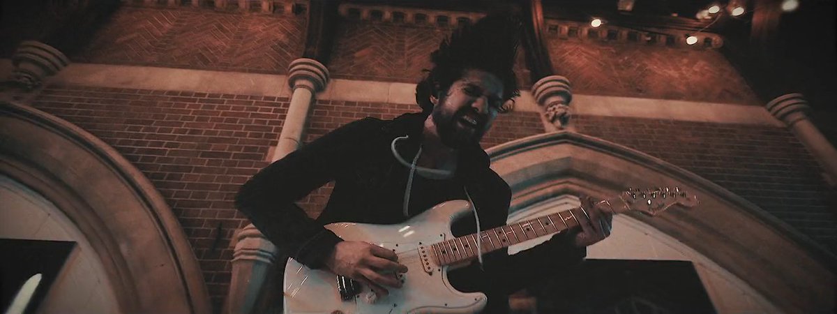 // 5 D A Y S // <a href="/liav_creative/">LifeisArtVisuals</a> amzn.eu/eveIDt3