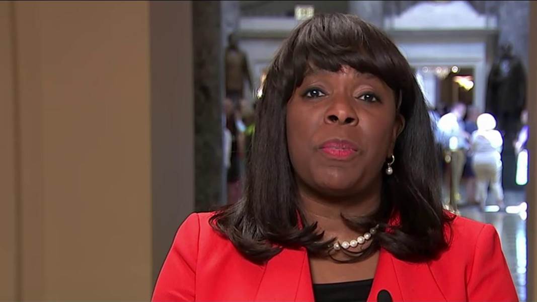 MSNOWNews's tweet photo. Alabama Rep. Sewell: Can't trust Trump to protect voting rights https://t.co/FmFYC6yc6K https://t.co/ev3nF7X9D0
