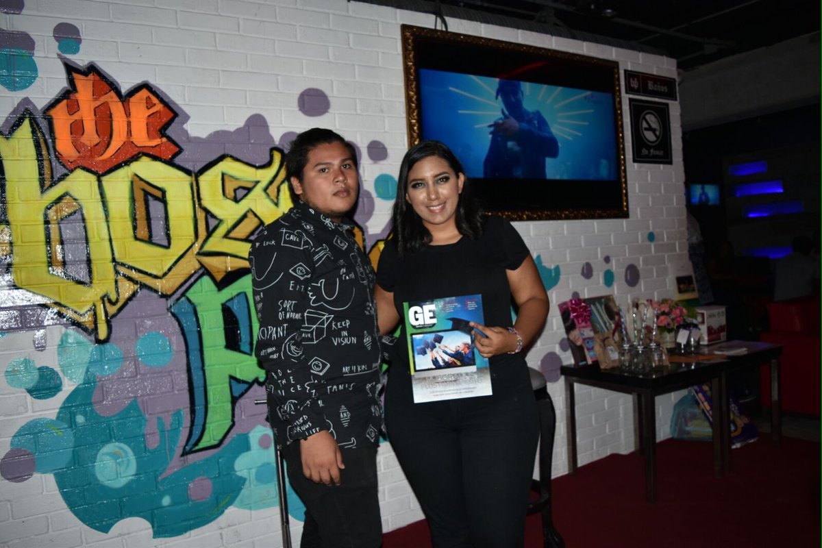 Revista_GP_'s tweet image. Gran velada con Pierre David en @TheBossPlace para apoyar la noble causa de la lucha contra el cáncer #GestiónEmpresarial