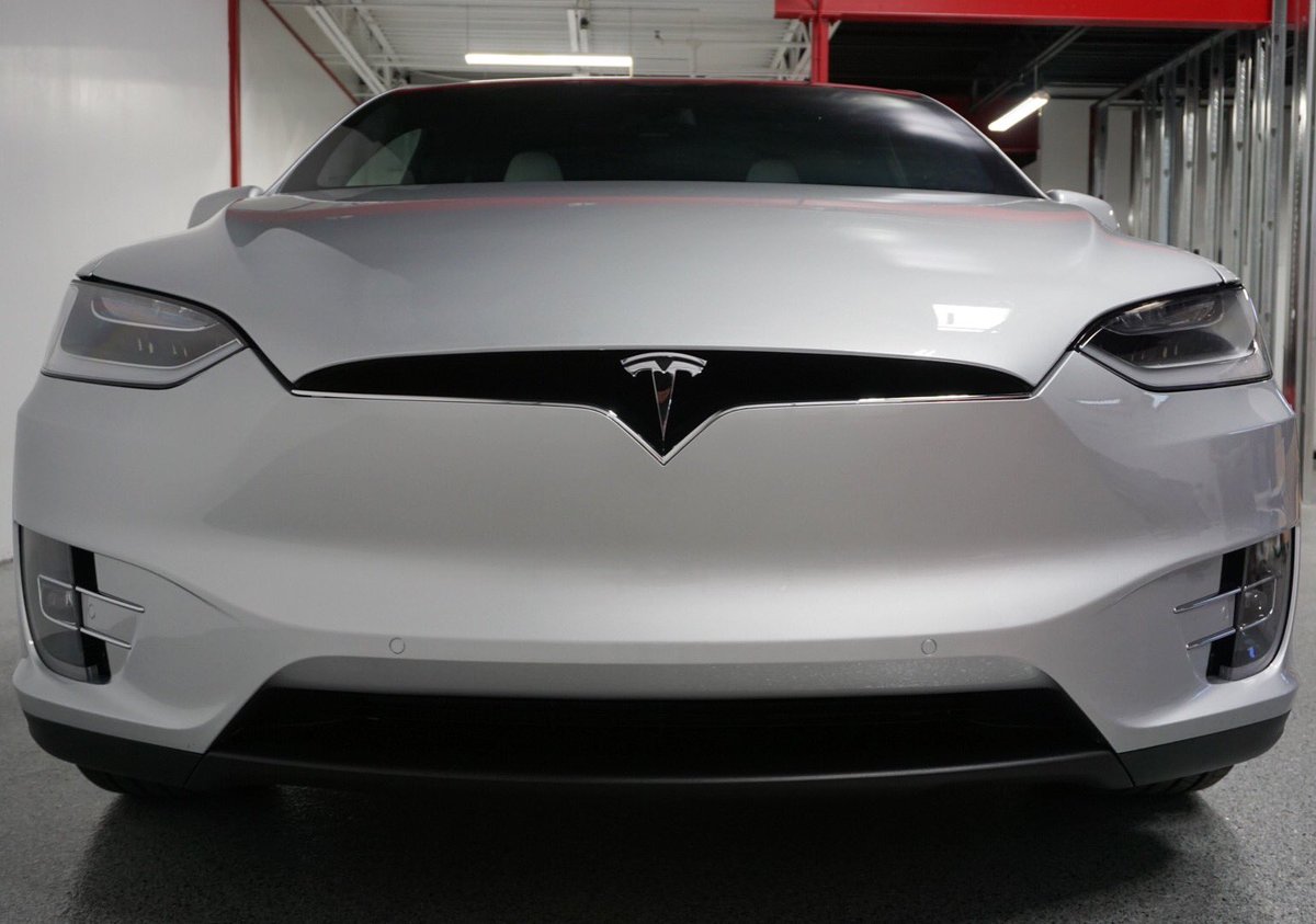oz_braz's tweet photo. Tesla Model X full front #ozbraz #putabraon #tesla #teslamodelx #ppf #paintprotectionfilm #clearbra #arizona #gilbert #scottsdale https://t.co/1mxzsLpWgF