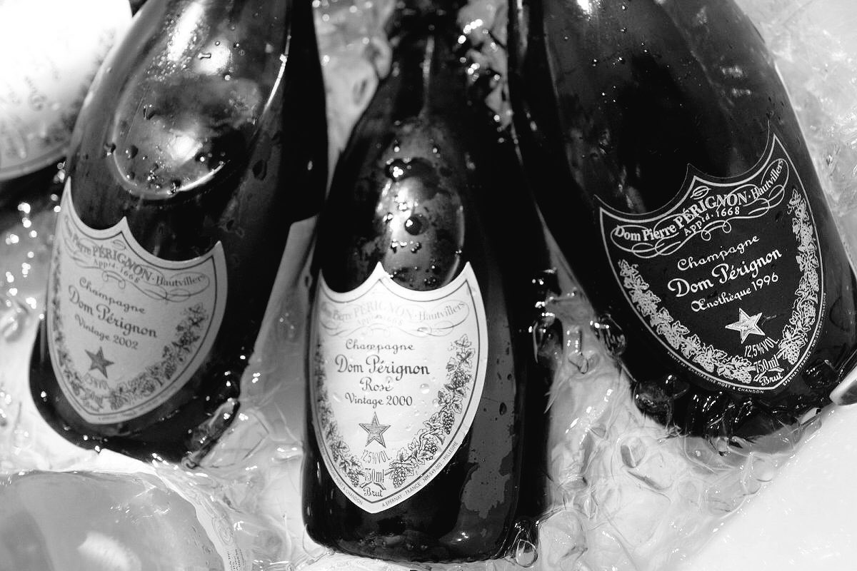 WeAreLibertine's tweet image. Saturday night vibes... Let's get the bottles out tonight!! 🍾
#WeAreLibertine #ChinaWhite #FuckRules #LibertineClub #Weekend #SaturdayNight