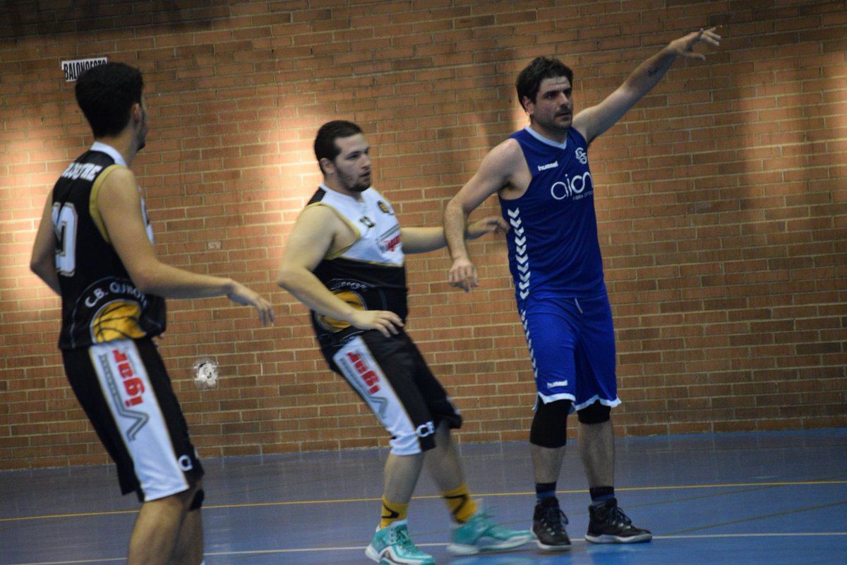 #FF2SENMAS17 Minuto 5 del último periodo Aion Basket Arahal 51 <a href="/CBLaUnion/">C.B.Q La Unión</a> 52