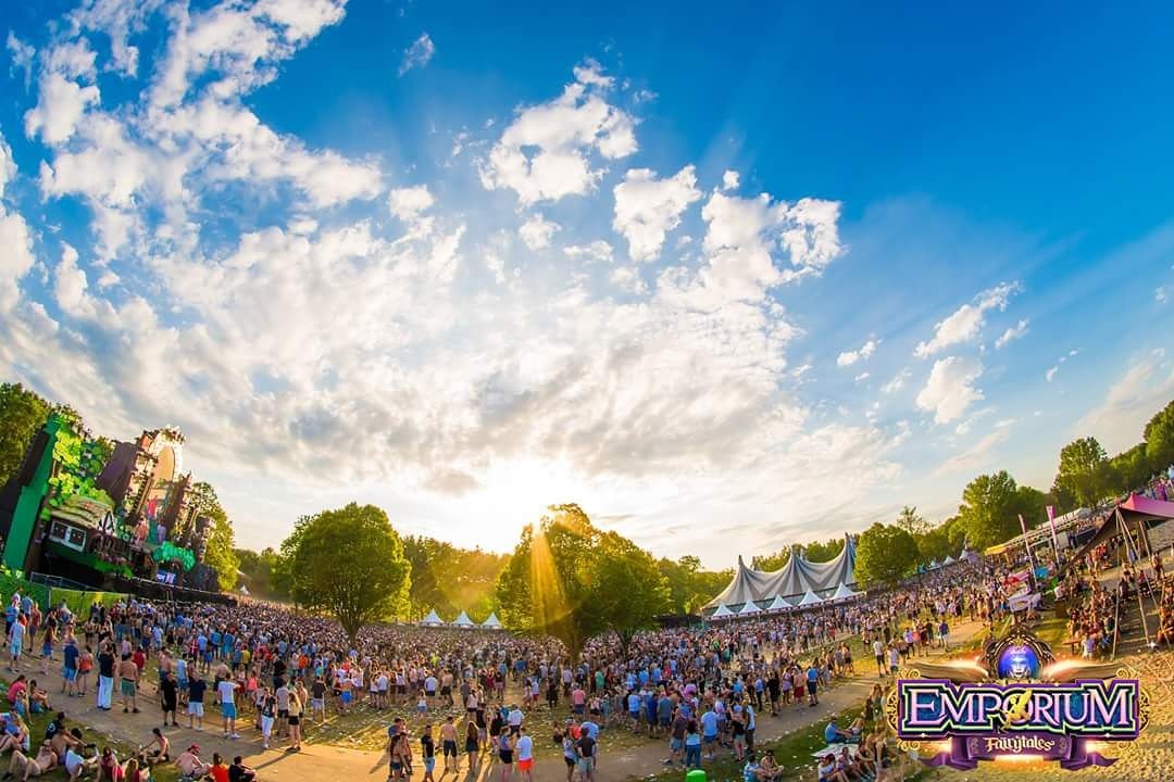 Emporium Fairytales bereidt zich voor op de avond, wat was het een middag! #emp17 #emporium #fairytales