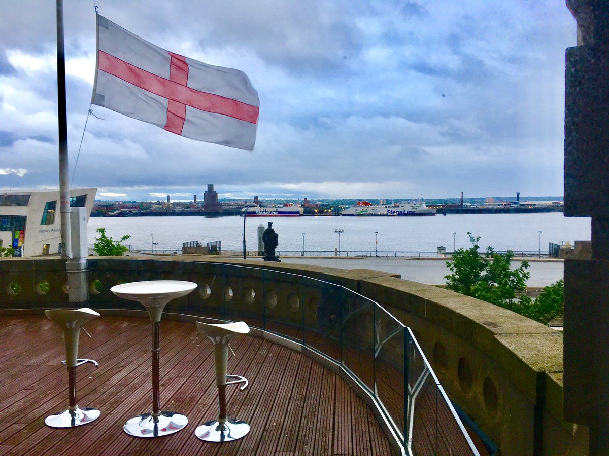 Cool little set up tonight for Rachel&amp;Anthony's wedding in the Royal Liver Building. Boss view too! @VenueRoyalLiver #rivermersey