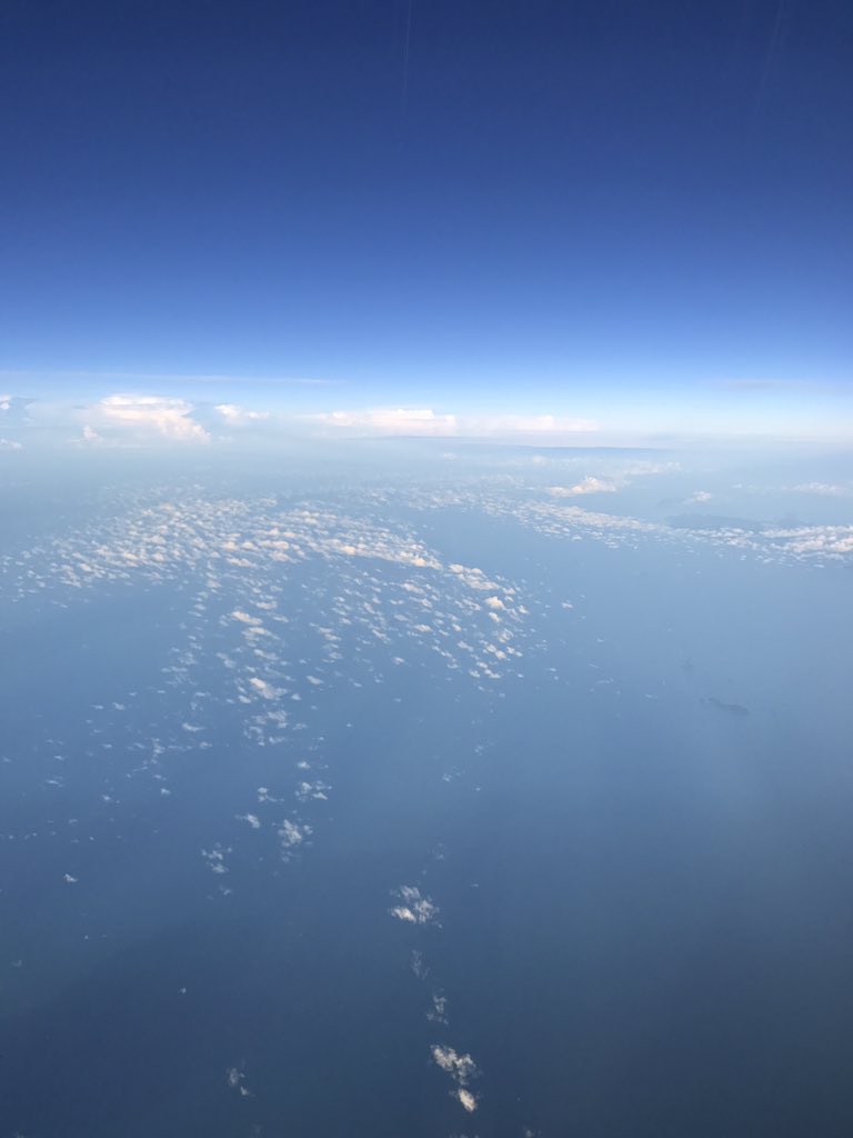 MartinRedmayne's tweet photo. Blue Sky Thinking courtesy of @emirates ! The world is getting smaller & @Superyacht Owners should discover...
#ThailandtoTahiti #BePacific https://t.co/bBoYt9p4VD