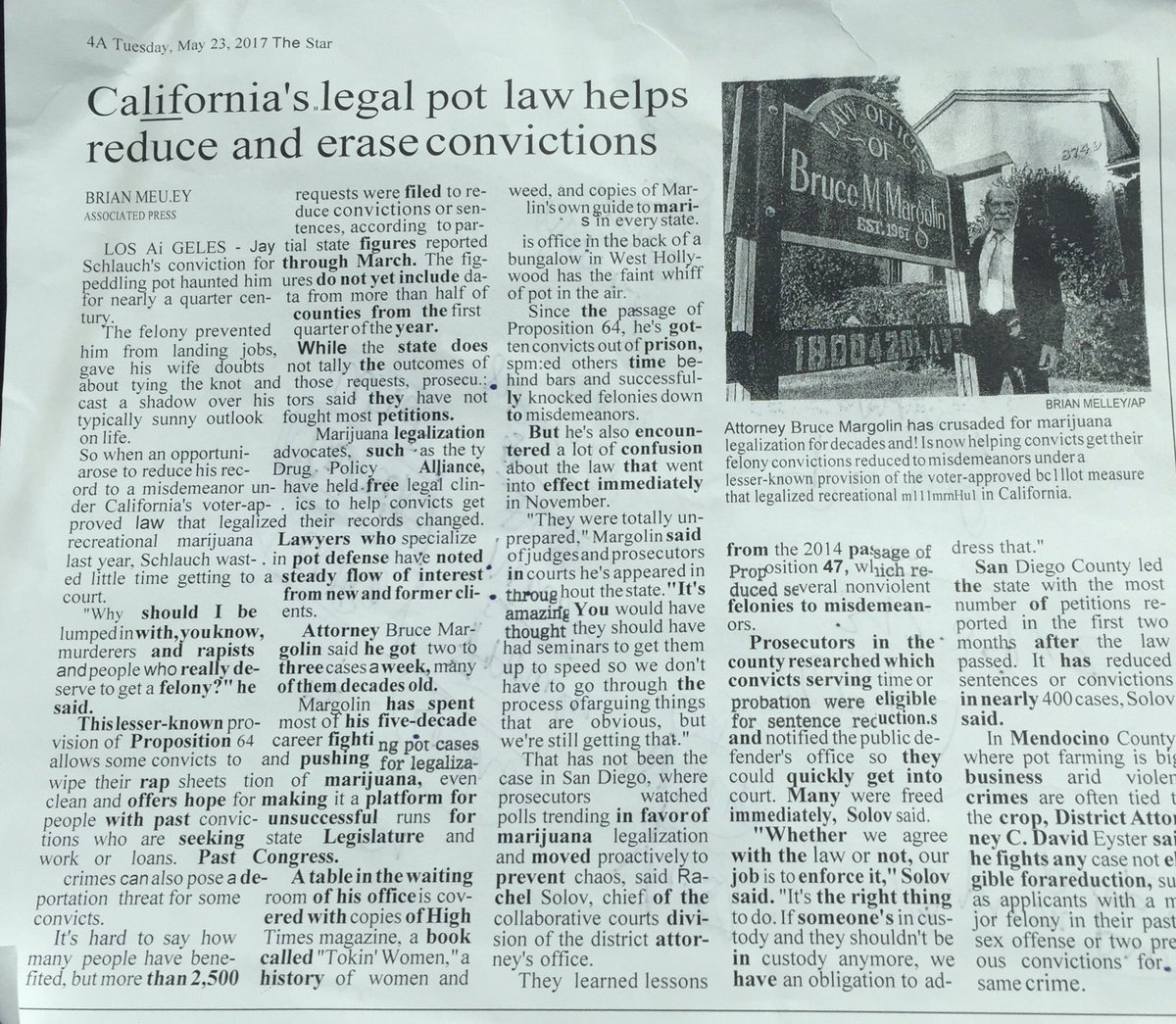 badribaba1008's tweet photo. So blessed to help those who have suffered the consequences of the draconian marijuana laws by reversing their felonies . Free prisoners ! https://t.co/aNIPZWWbng