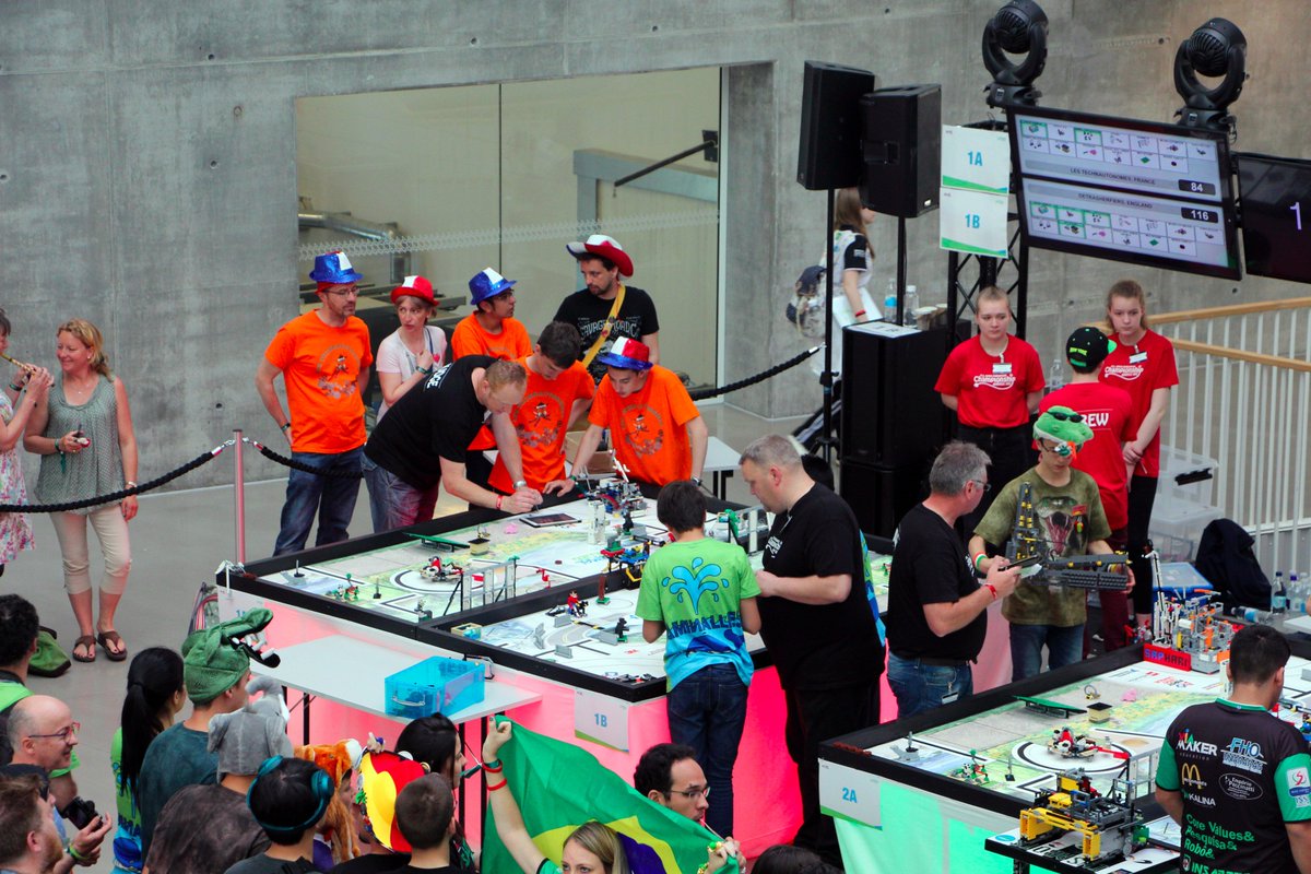 Technautonomes's tweet photo. Difficult 1st qualifying round 😣😬 https://t.co/sliu9zV7fC