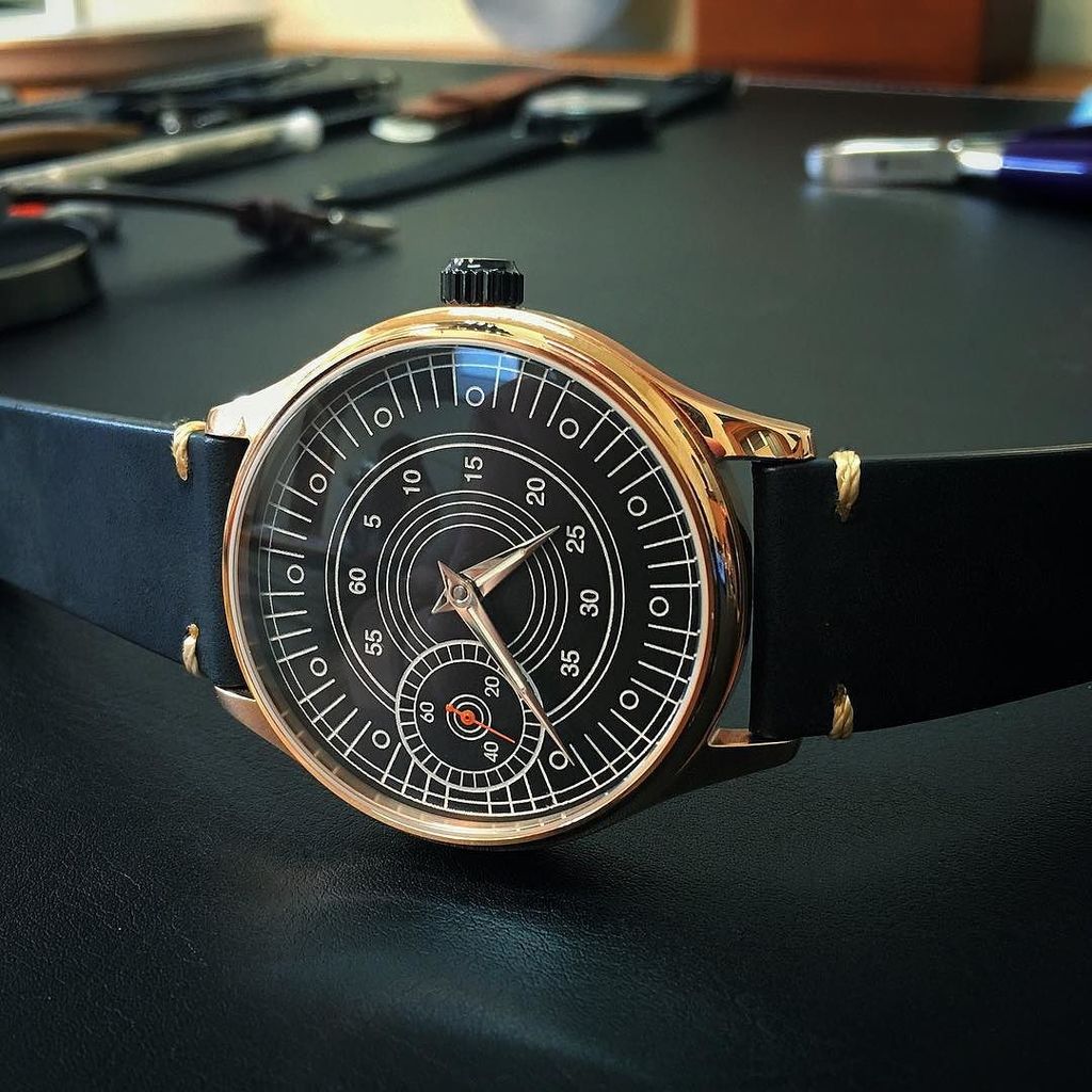 jMcConnico's tweet photo. Assembling a custom "Super 60" model with a rose gold case and polished steel dauphine hands. #BespokeWatchProjects https://t.co/zTMtlwijZU