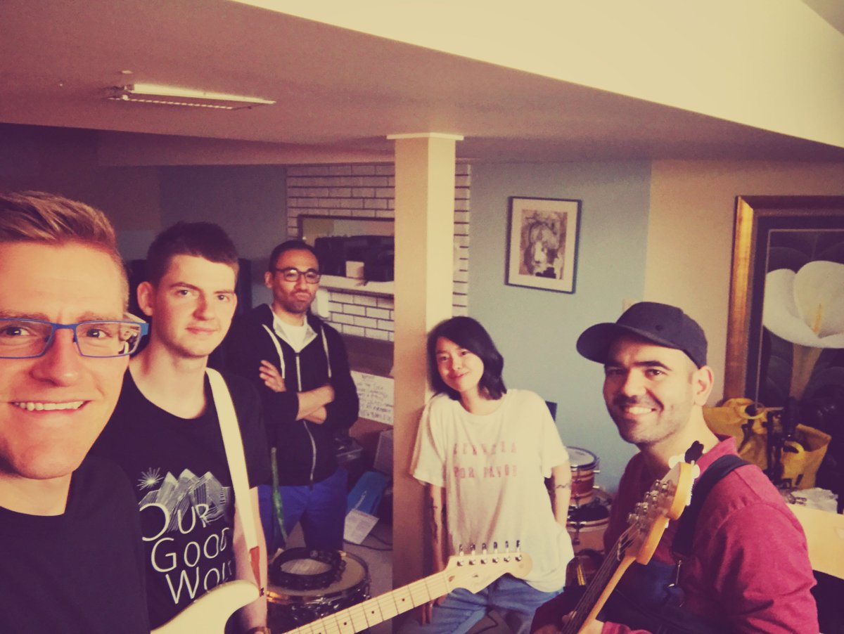 Hey Ya! 🤘#lookatandrew #ourgoodwolf 🇨🇦