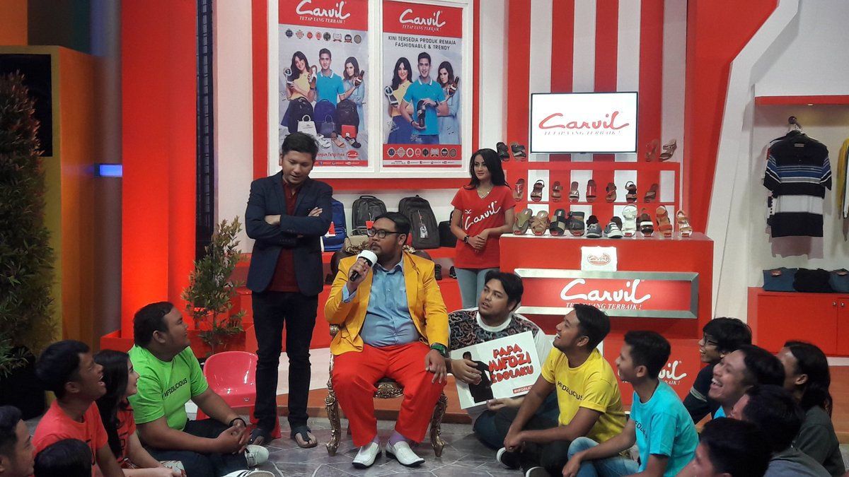 Muhamma44827465's tweet photo. Saat ada kamu ii suasana dirumah aku jdi rame,sekeluarga ngakak haha terimakasih ii udah 2hari ini nemenin sahur @PrillyBie #SAHURDITRANSTV https://t.co/HBTolKo3AE