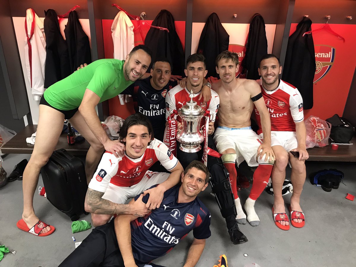 _nachomonreal's tweet photo. CHAMPIONS!!!! So Proud of the team and fans today! #COYG 🏆 https://t.co/BbBsiS2pK9