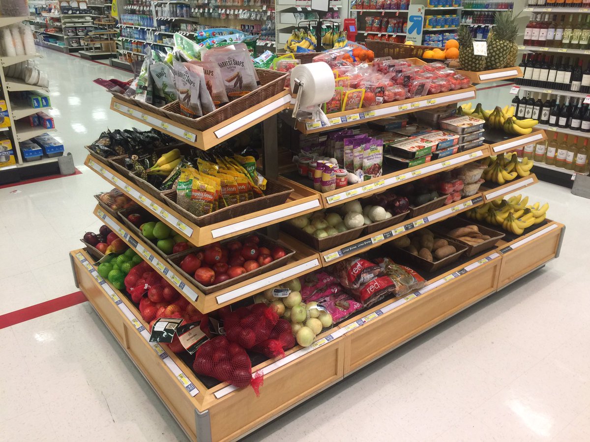 Doug_Sherriffs's tweet photo. Driving sales for Memorial Day weekend with that fresh and full open market! #lodzone @KlementNicole @AnibalRuiz_89 @triforceattack https://t.co/sP9VDI0yq2