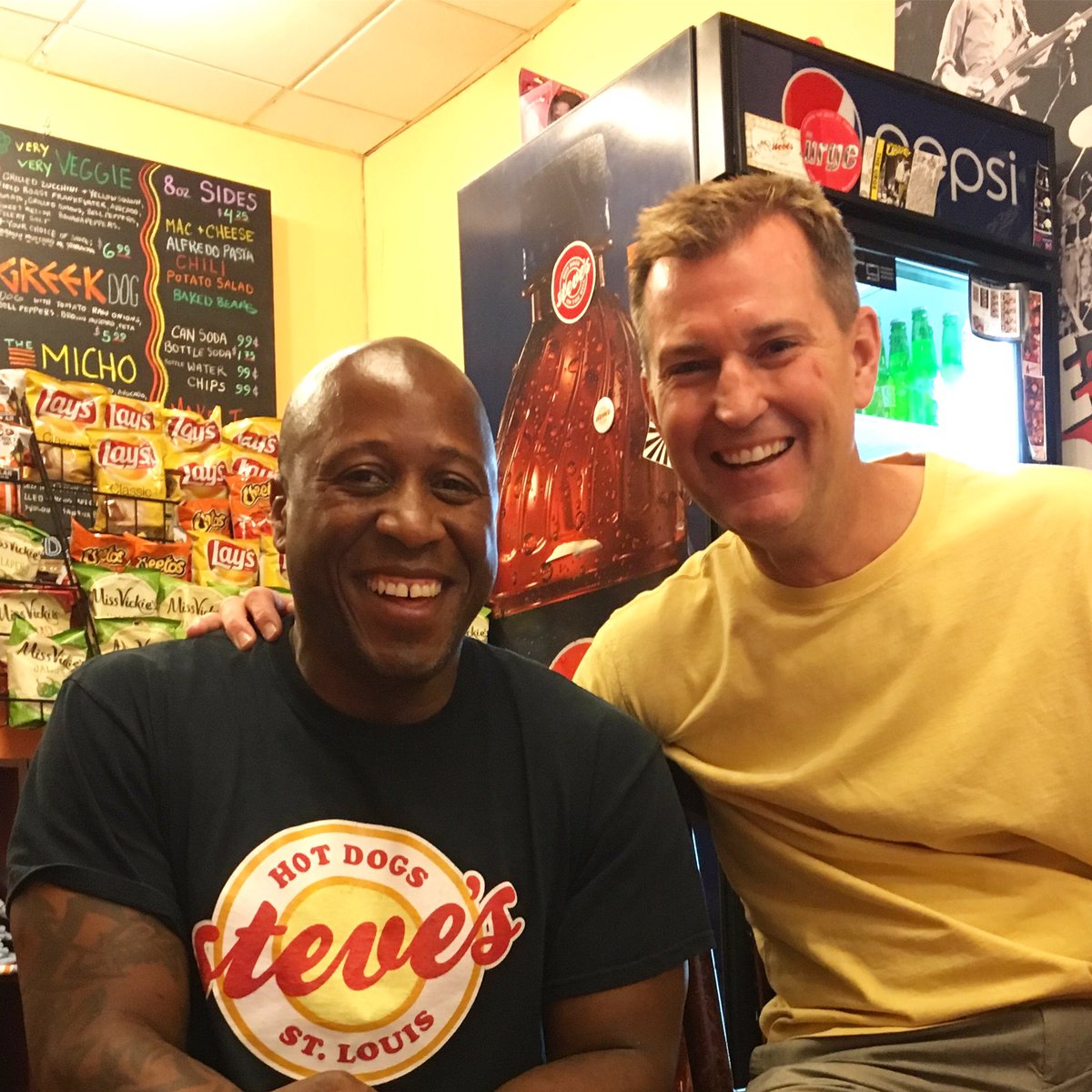 steveewing's tweet photo. Nice to have @kevinstx Kevin Steincross from @fox2now in the house! Thanks man! #fox2 #steveewing #steveshotdogs #stlhotdogs #homies https://t.co/T8WGbnN2jC