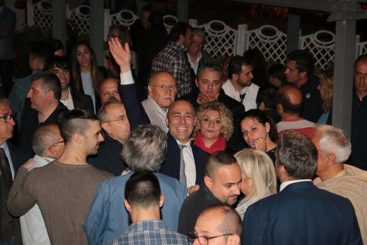 pierobitetti's tweet photo. E' passione! Perché l'11 giugno vogliamo vincere per governare Taranto: la nostra città, la nostra casa!
#DecideTaranto #BitettiSindaco https://t.co/YOdfyeLtP5