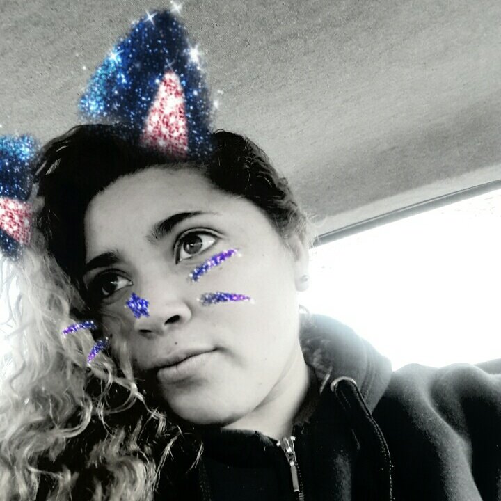 Ana98660504's tweet photo. #NuevaFotoDePerfil https://t.co/GuCDOyD8rv