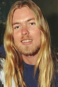 LifeStoryMuzak's tweet photo. No matter how old, it's still a tough loss. 

Rock on Greg Allman. 🤘🏼😔🤘🏼

#gregallman https://t.co/VmvcPfvn2X