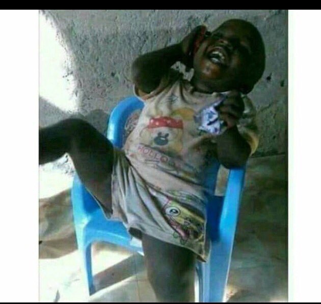 Eralicious_L's tweet photo. Haha bebathi ngeke uthole mara awuthi ngibaPhonele... @KwestaDaKAR won 6 tyms nina nithini? #SAMA23 ๐ฅ๐ฅ๐ฅ๐๐๐๐๐๐ #Ngud' #Ngiyazifela #Tshek ๐๐ https://t.co/eEkAc9I7Yz