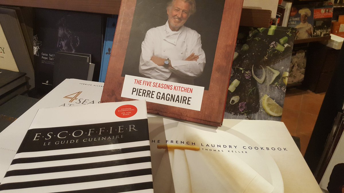 I could spend hours in here. Librairie Gourmande @Debo_Libgourman #Paris ☺
#chefsparadise #siobhanskitchen #cookbookshop