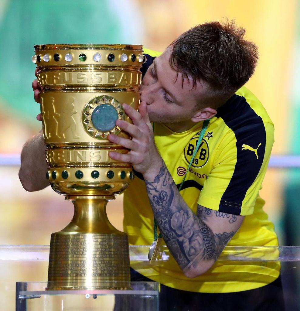 Marcinho11R's tweet photo. @woodyinho  @BVB 
♥♥♥♥♥♥♥♥♥♥♥ https://t.co/gZC451ndsJ