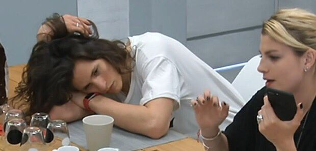 gif_bird's tweet photo. Sebastian, il ballerino più bravo delle ultime edizioni, viene eliminato per primo #amici16 #SEBASTIAN https://t.co/5gozwi39YJ