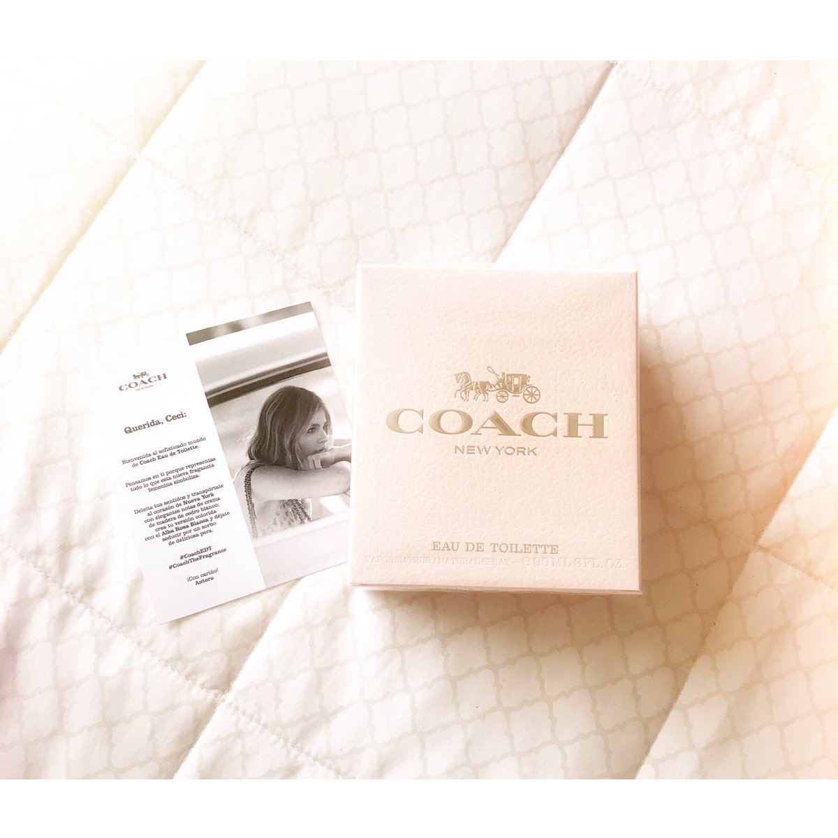 Cecidelacueva's tweet photo. Amé mi regalito @Coach 
Gracias por consentirme
tan bonito siempre.
#CoachEDT
#CoachTheFragrance 
HUELE DELI !
💕 https://t.co/KgNc8sHDxU