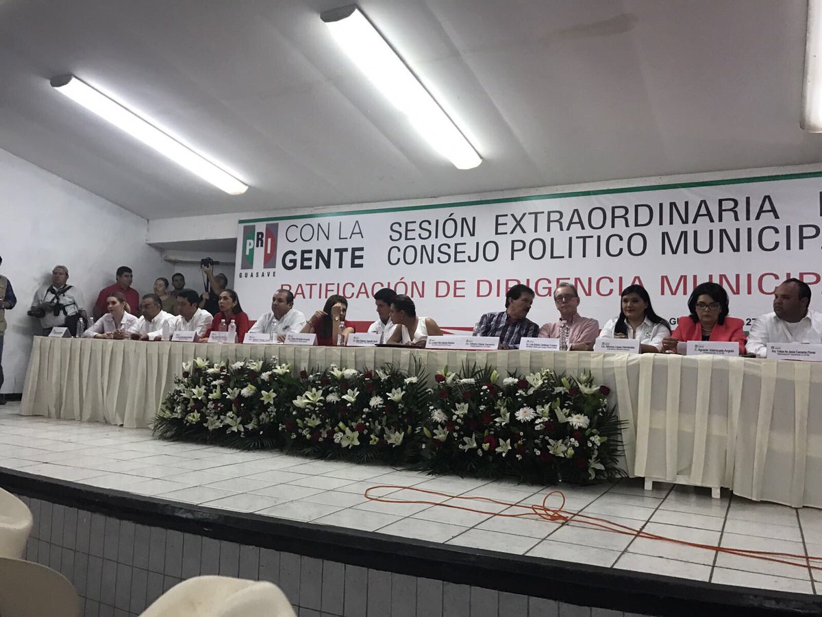 SMIenSinaloa's tweet photo. Ratificación de la dirigencia del CDM del #priguasave. #conlagente #smiguasave #prisinaloa #cnopsinaloa #unidadciudadana #cnopguasave https://t.co/flN5WuNvNl