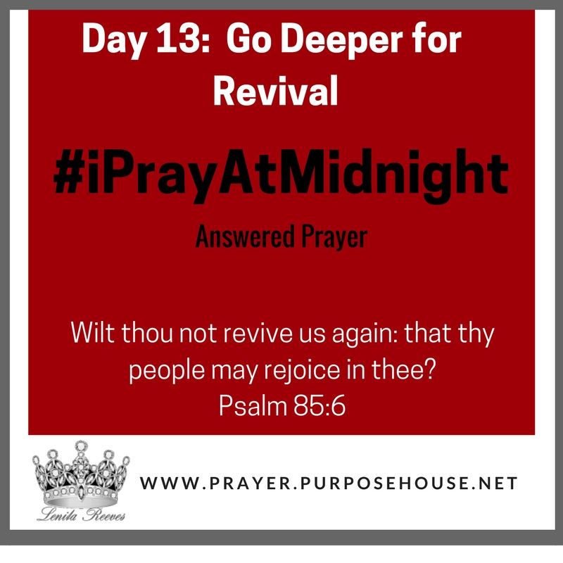pastorlenita's tweet photo. #midnightprayer #iprayatmidnight https://t.co/rkmgt8uNpI