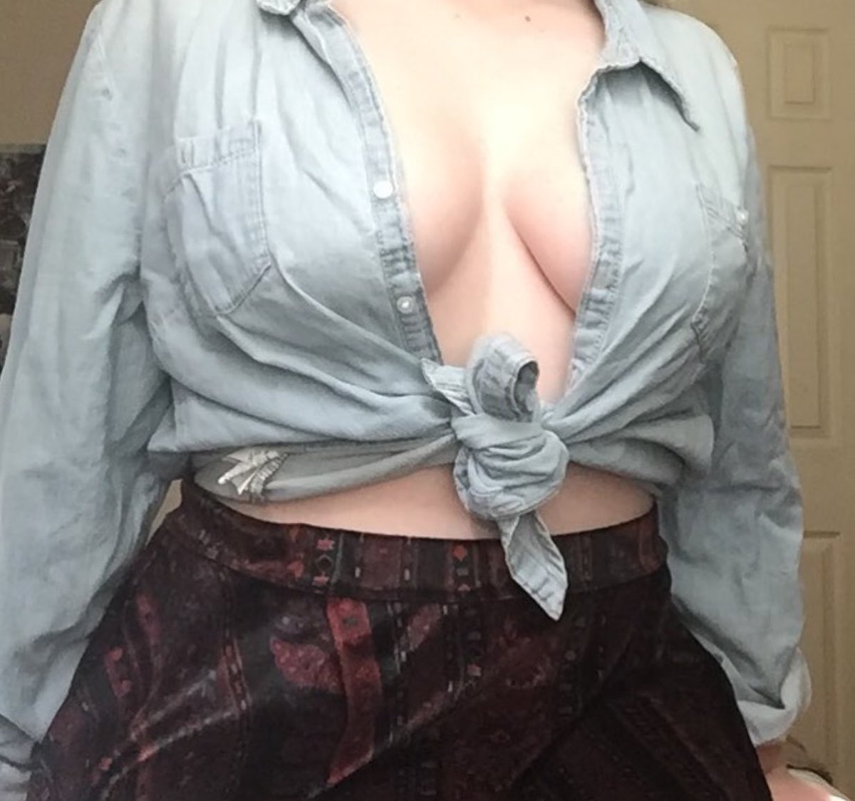 GoddessEms's tweet photo. Let's p(l)at #findom #rinse #paypig #humiliation #femdom #Goddess #skypesession #walletrinse #walletrape #paypet #humanatm https://t.co/tmk5oWMgcZ