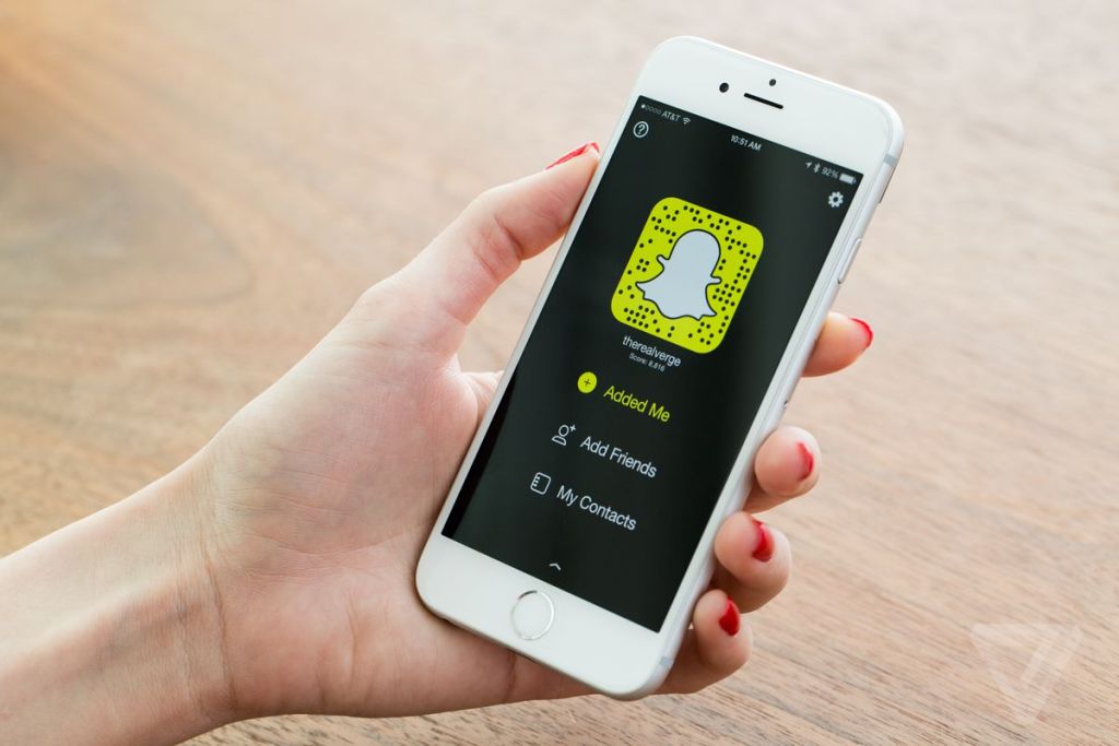 MspSnapTV's tweet photo. How to use Snapchat in 2017 – The Verge https://t.co/laVcvMcoFd https://t.co/VGmcWBsb3L