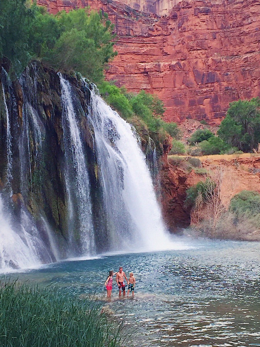 davisstobbe's tweet photo. Add Havasupai to your bucket list https://t.co/J4bfVHKkoa