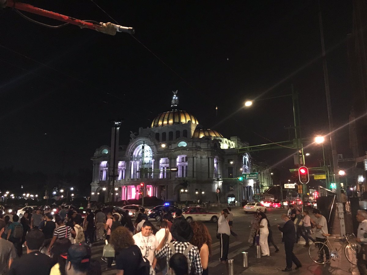 ikercaraveo's tweet photo. Bellas artes https://t.co/4w4rmzjpNC