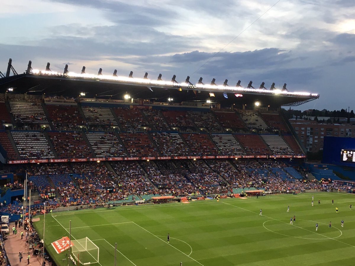 blasradio's tweet photo. Finales de Copa hoy. 
Londres, Berlín, París... y Madrid.
Qué pena que nadie responda de este bochorno. 
Es terrible. https://t.co/iLmYydNRrC