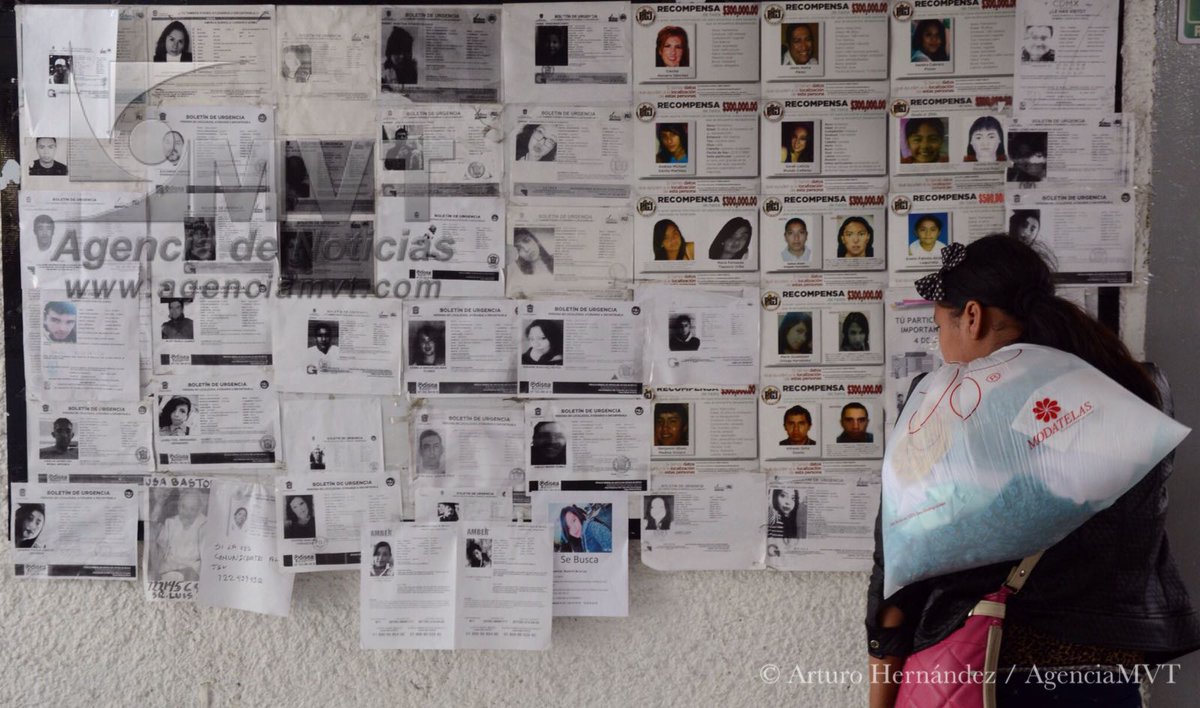 #Lasmásleídas Muro de extraviados en la terminal de #Toluca revela el grave problema de las desapariciones en Edomex ow.ly/ghXy30c5pgN