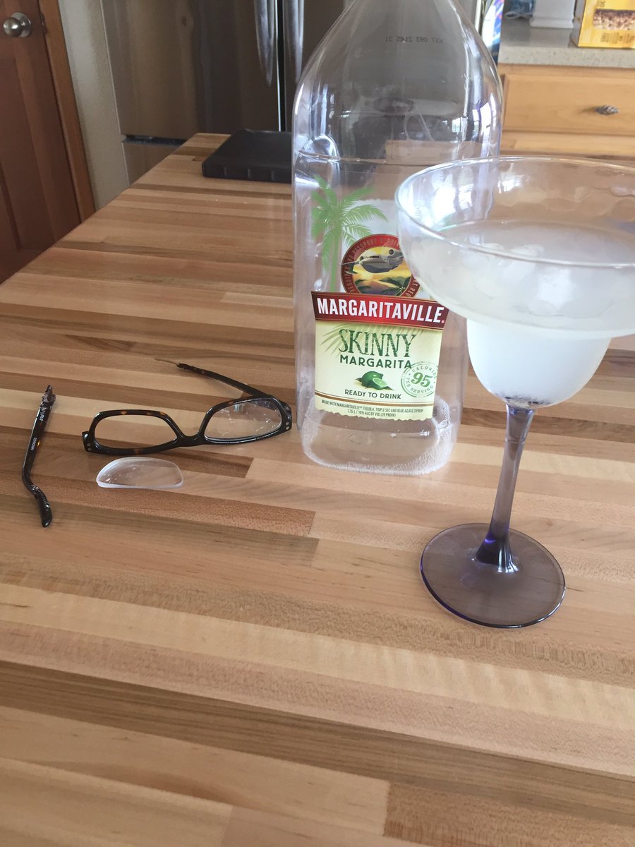 jennerable's tweet photo. My dog ate my glasses. #giantpuppy #lostfordays #smh #margaritaville https://t.co/ktlSfD2Glt