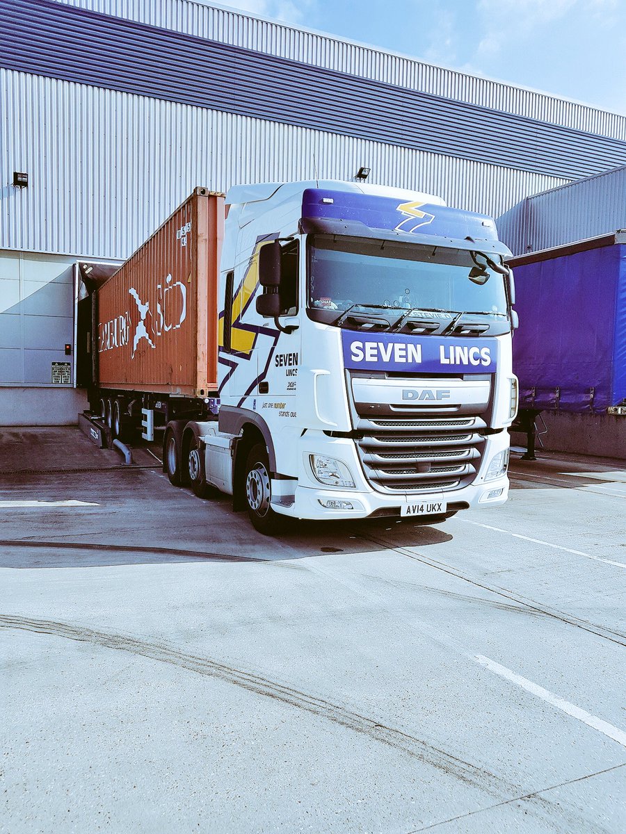 Seven Lincs are looking for HGV drivers in SOTON!

E: driveracademy@sevenlincs.co.uk

Have a good Bank Holiday weekend 🚛💨

Like and share!