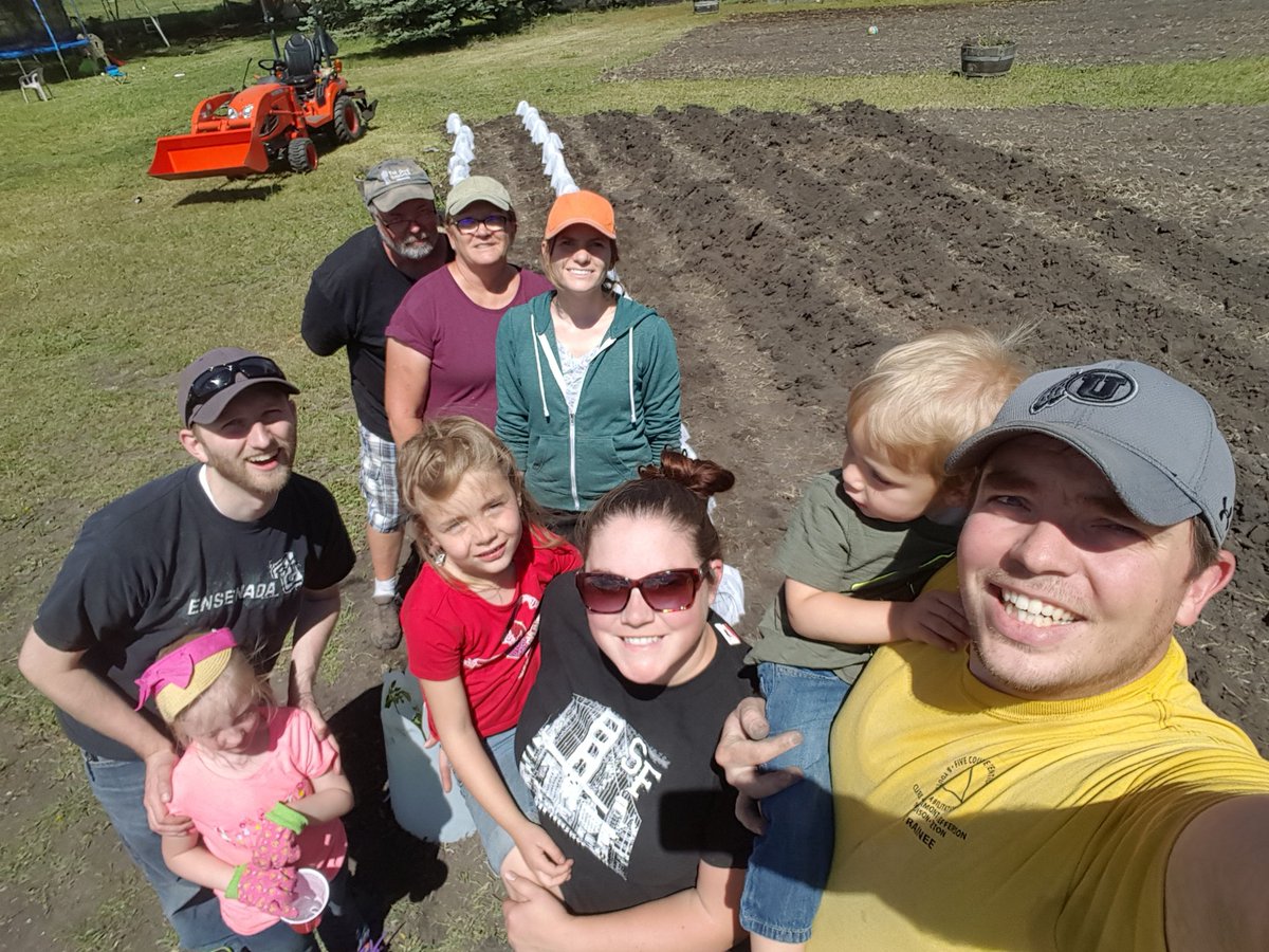 Lots of helpers today!