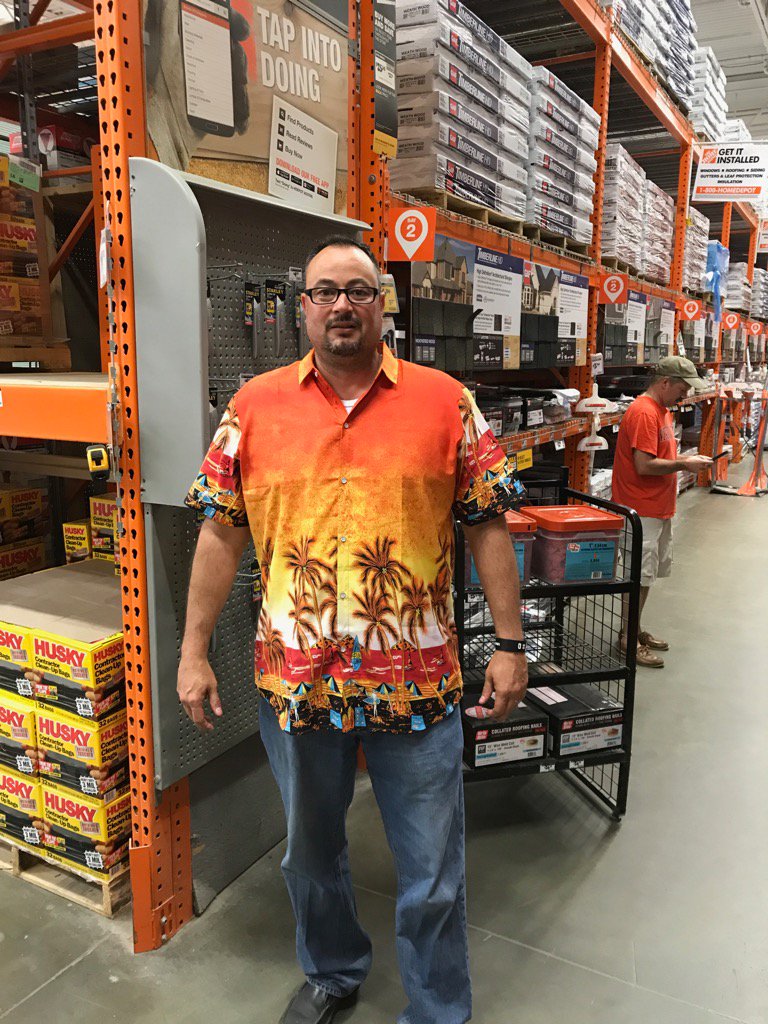 wjessup17's tweet photo. #Hawaiianshirtday #Thd8552 @kattyniner @MikeDNicholsthd @BobbittMatthew https://t.co/MU9vCjjlfO