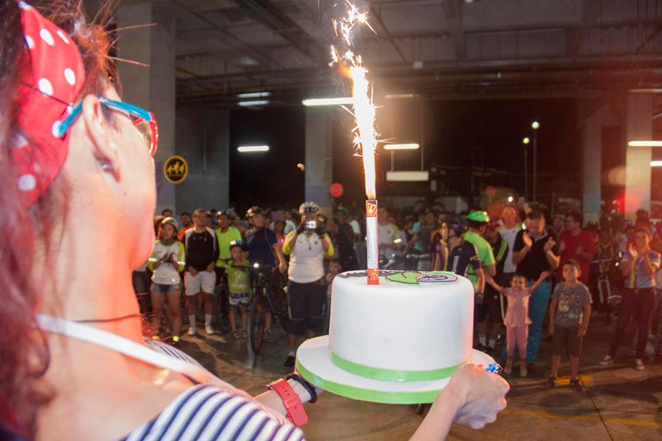 EntandemFund's tweet photo. Un resumen de lo que fue el primer aniversario de la Masa Crítica #IbaguéPedalea 🚲🎉
 #MasaCrítica https://t.co/sQHZYPajzJ