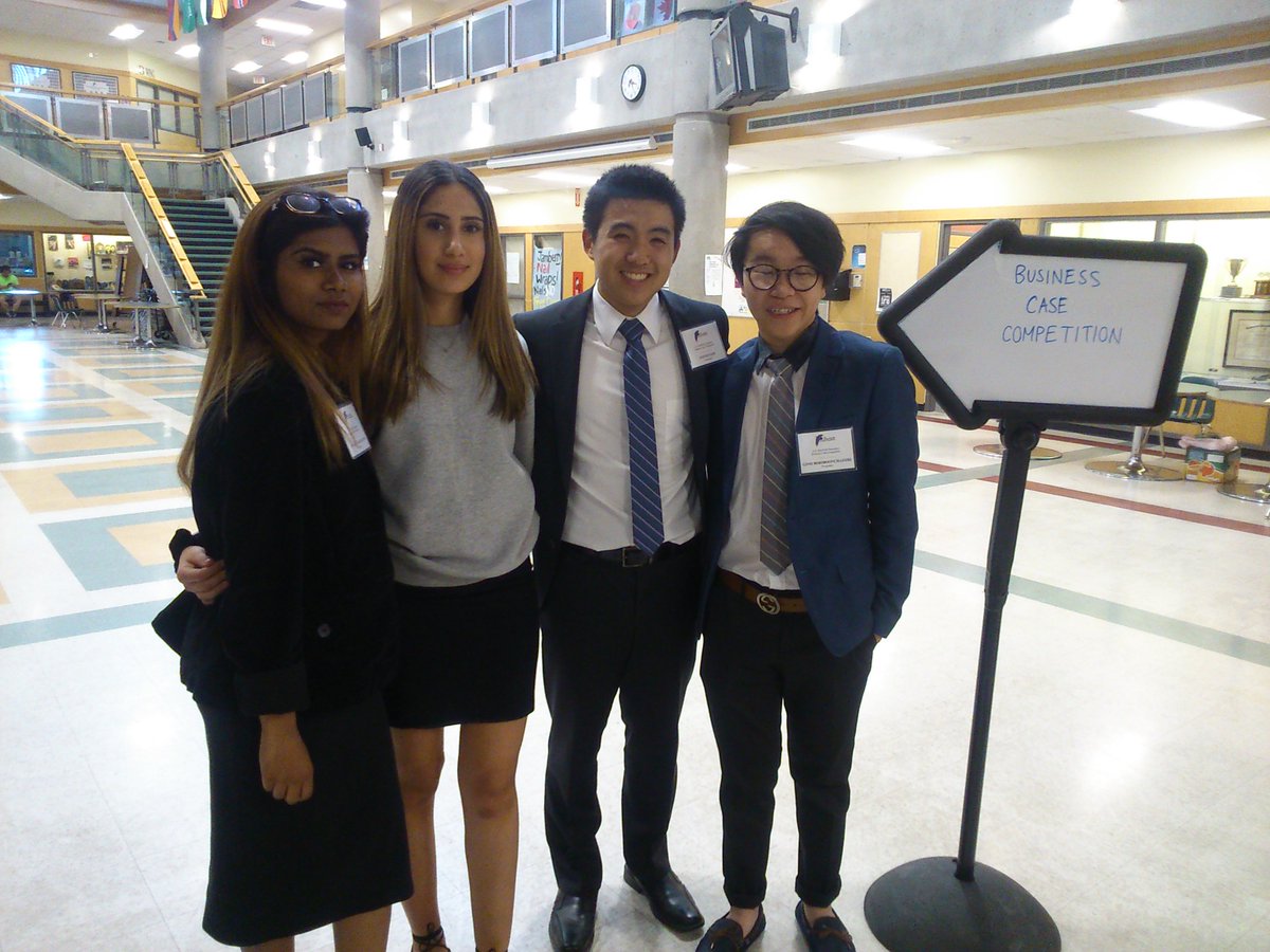 Time for our SWOT analysis!  Senior <a href="/BNSS/">BurnabyNorth (SD41)</a> business ed students eager to impress judges during <a href="/ARMacBusiness/">MacNeill Business Ed</a> Business Case Competition.