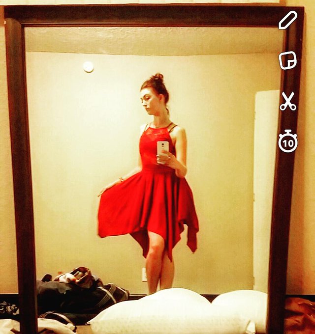 The #Red #Dress #mirror. Be the #Change. https://t.co/Q9S5dJpyUI<a href="/tag/red"class="tags">#Red</a><a href="/tag/dress"class="tags">#Dress</a><a href="/tag/mirror"class="tags">#mirror</a><a href="/tag/change"class="tags">#Change</a>