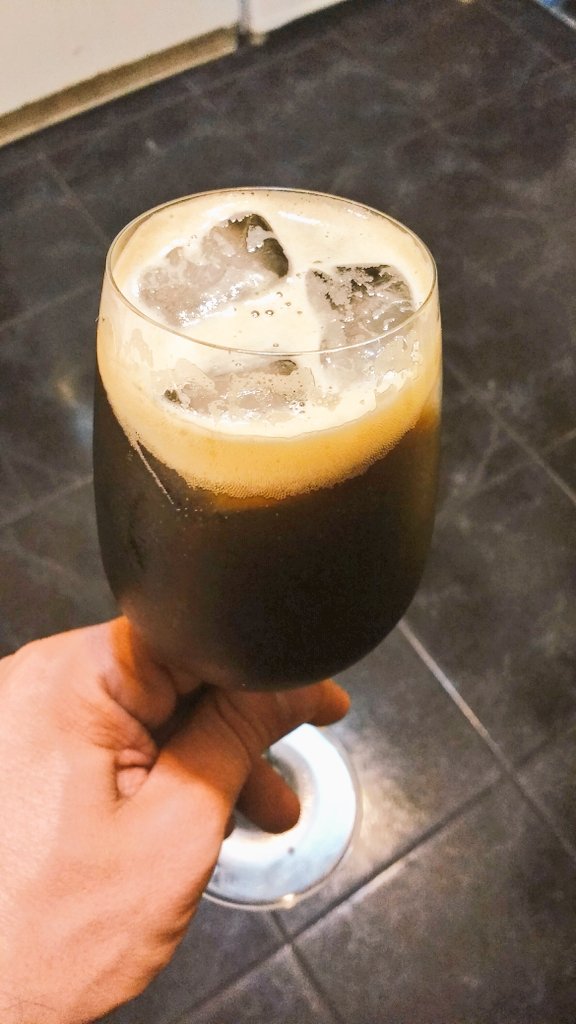 Sábado de asado y <a href="/FernetBrancaARG/">Fernet Branca. Único</a>! Salute