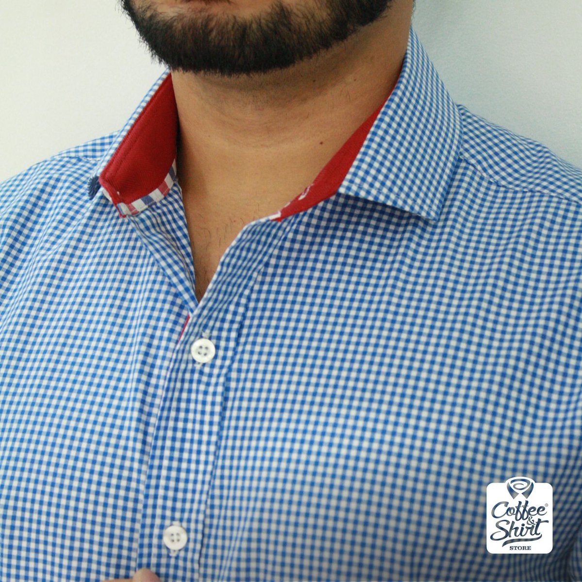 CoffeeShirtS's tweet photo. Una camisa clásica como esta, con detalles en contraste, no puede faltar en tu closet… #CoffeeShirtStore  #ModaCoffeeShirt #HechoenColombia https://t.co/gakvze1QTC