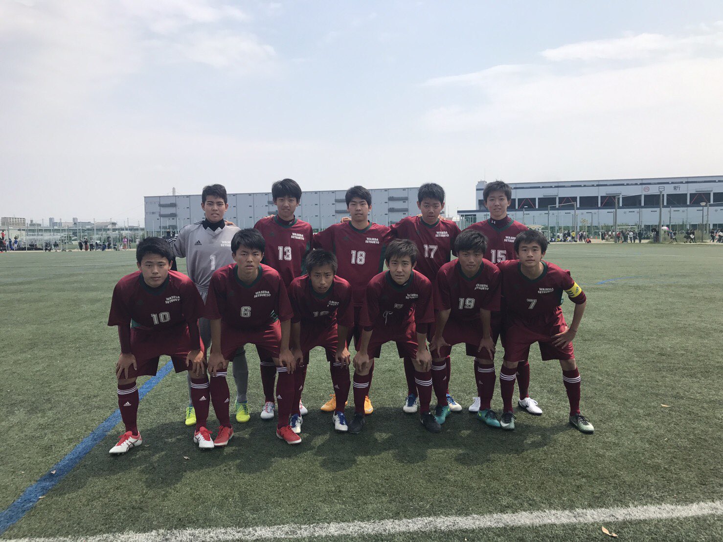 早稲田摂陵高校サッカー部 今日はリーグ戦前期最終試合です Vs阿武野b 阿武野高校 15 00k Oです この試合でほとんどの3年生が引退となります みなさんよければみにきてください T Co Uxdz2o0i1h Twitter