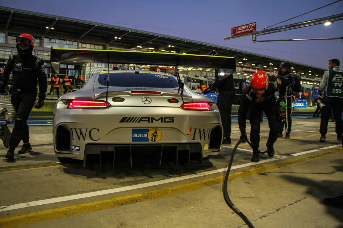 HTPMotorsport's tweet photo. #N24h #Halbzeit: #AMG50 P6 #AMG48 P19 noch 12h zu gehen 💪 #iwcracing #mannfilter #kstools #ravenol #grapos #24hamg #amggt3 📷 @brunos_sacco https://t.co/ppM4CCnbpS
