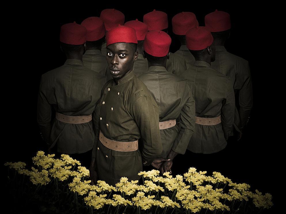 Le_NouvelObs's tweet photo. GRAND FORMAT. "L'histoire du peuple noir", réinventée par un photographe https://t.co/LciDajjyBj https://t.co/yIsqsuPSgO