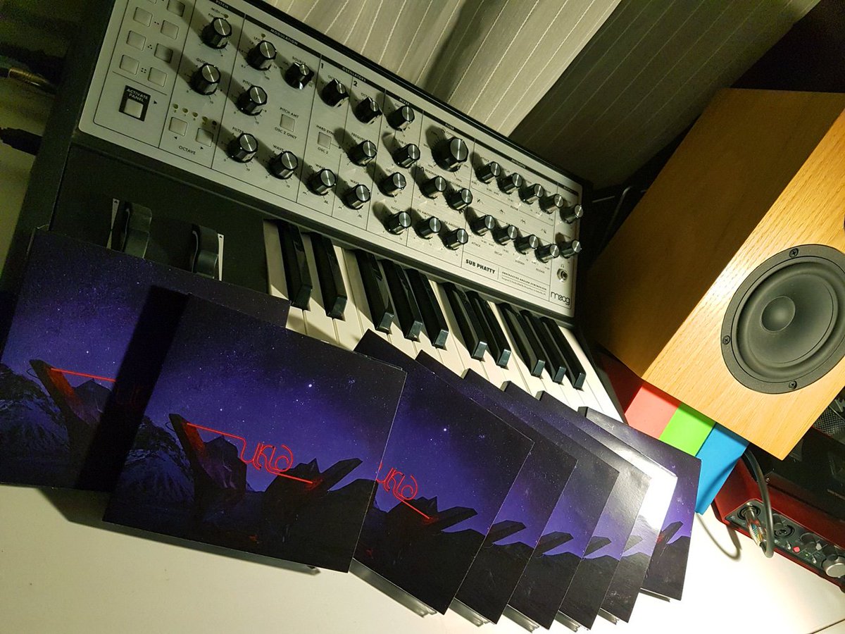 _UKLD's tweet photo. ⭐️We have a brand new EP+CD OUTNOW! on #bandcamp ⭐️
 #NewMusic #Electronic #DarksynthPop #DarkElectronic #EBM

https://t.co/JYFEdmN9gM https://t.co/9pcJ2oOFII