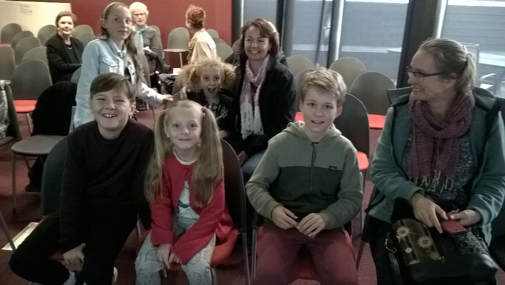 narellevogel's tweet photo. #swfliveandlocal we're ready in #Albury for Andy Griffiths. Too exciting. https://t.co/sG5zWu2JjA