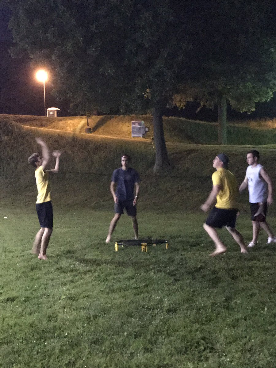 TheSpikeLeague's tweet photo. Puttin in some late night work https://t.co/p8vjFr0tpb