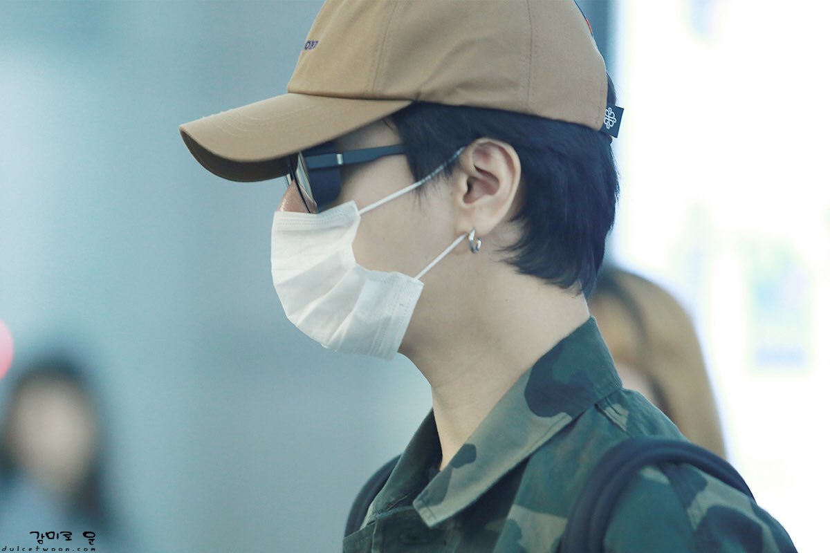 dulcetwoon's tweet photo. 20170515 인천공공항  #YESUNG #예성@shfly3424 https://t.co/EOpQKaPWVz